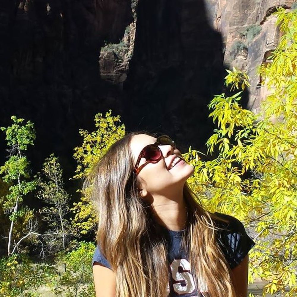 Meet your Posher, Vanessa